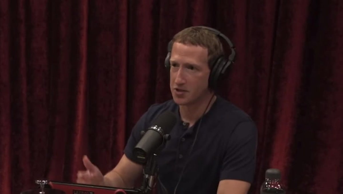 Mark Zuckerberg says FBI warned Facebook about ‘Russian propaganda’