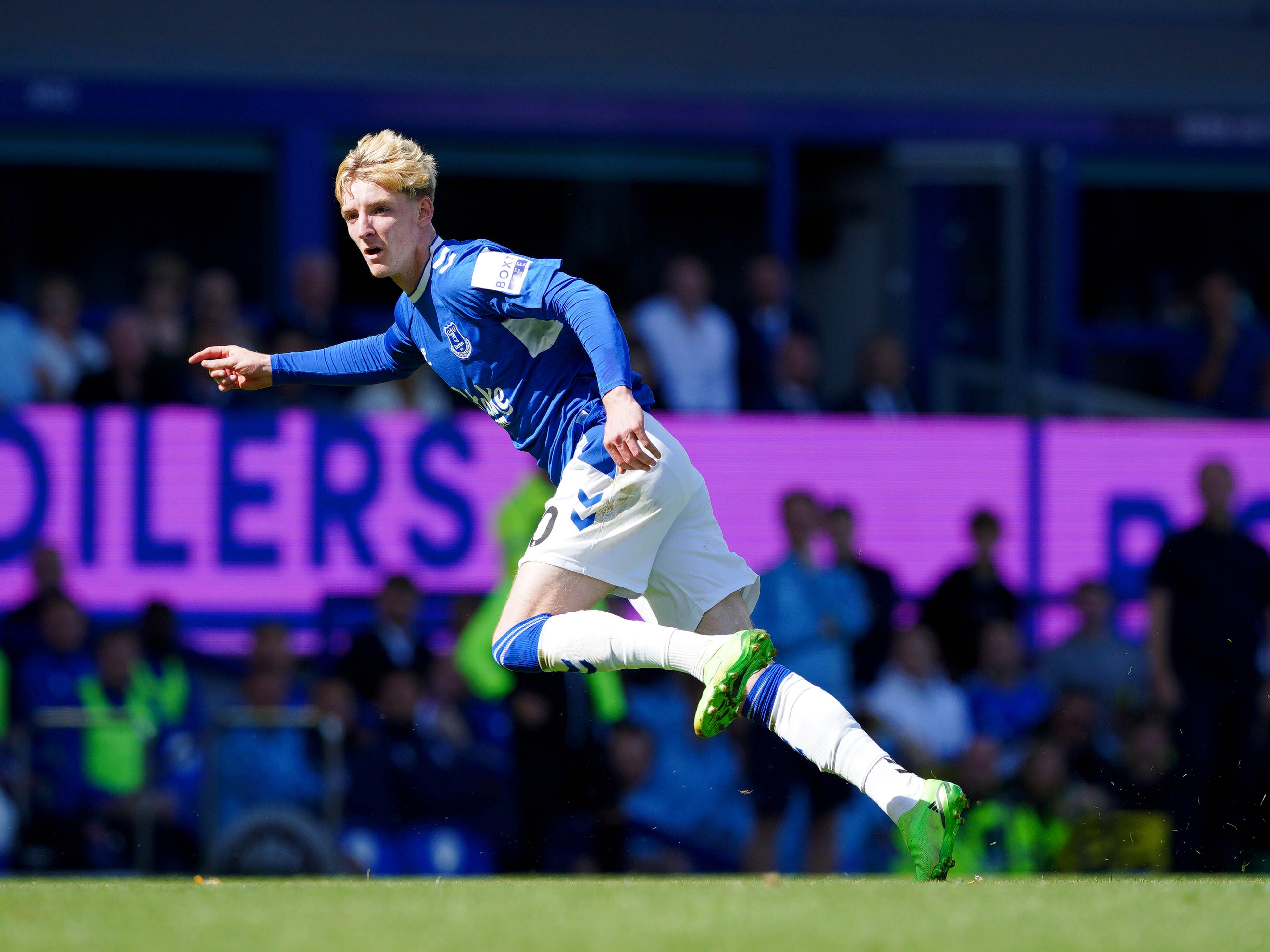 Everton forward Anthony Gordon has been linked with a move to Chelsea (Peter Byrne/PA)