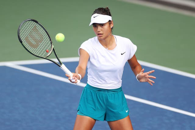 <p>Emma Raducanu practiced on Friday  </p>