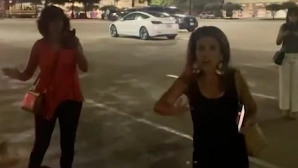Texas woman launches vile racist attack in carpark