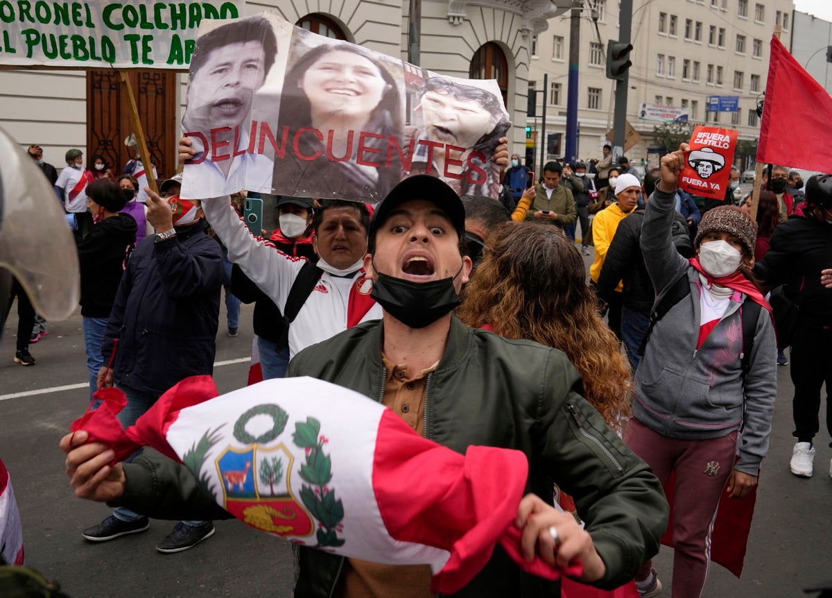 Peru judge: preventative prison for president’s relative