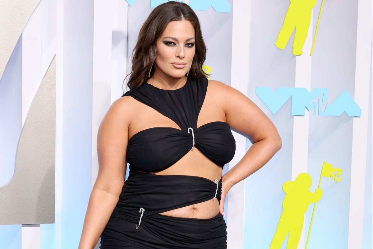 Ashley Graham proudly displays stretch marks at 2022 MTV VMAs: ‘I’m going to show it all off’