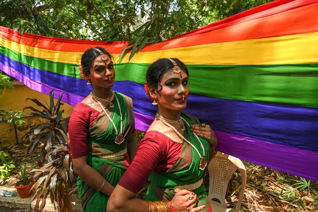 <p>A group of transgender women attend an inauguration ceremony of a free dance school for transgender people in Chennai on 31 May 2022</p>