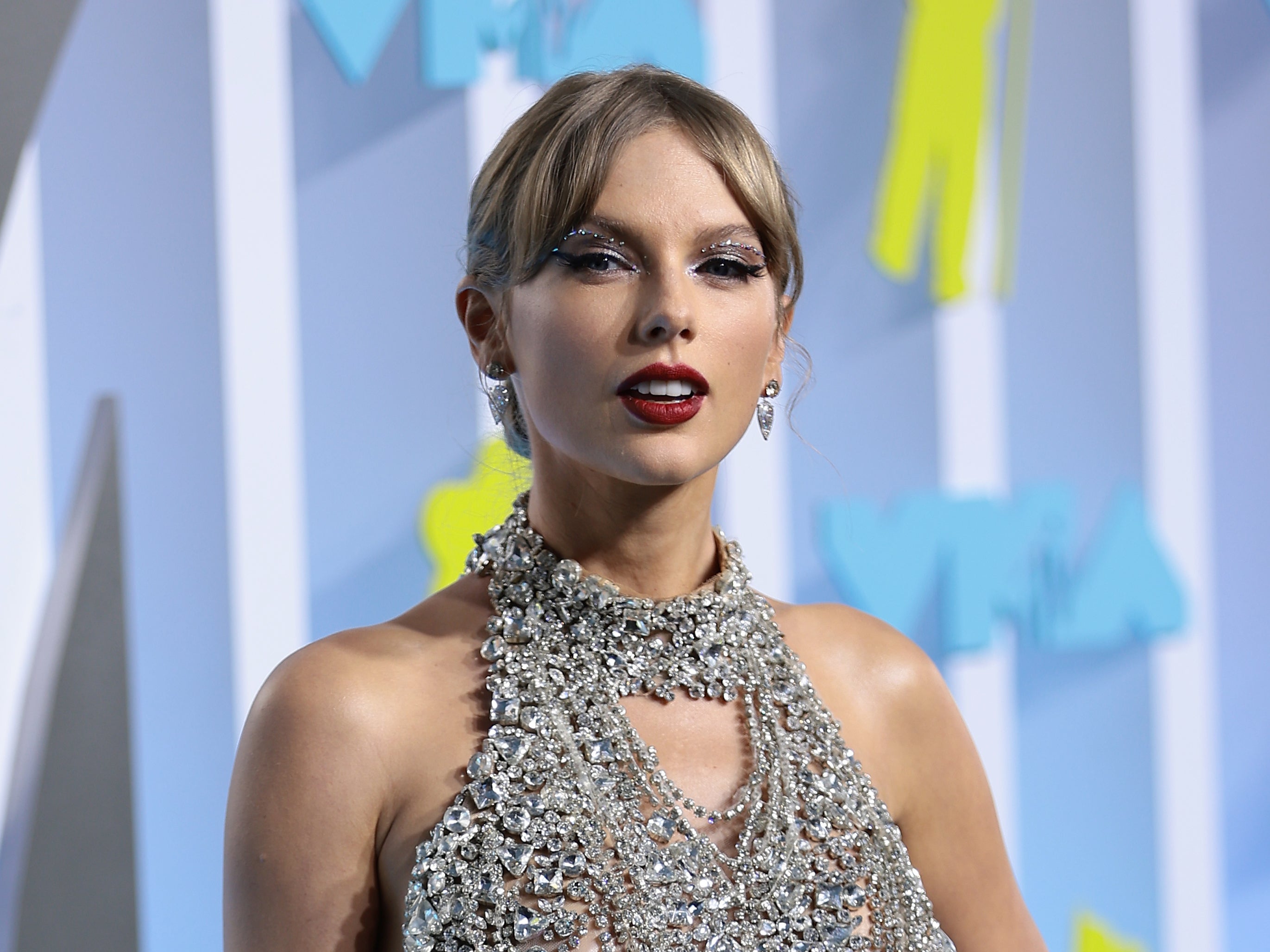 Taylor Swift releases ‘Midnights’ in October