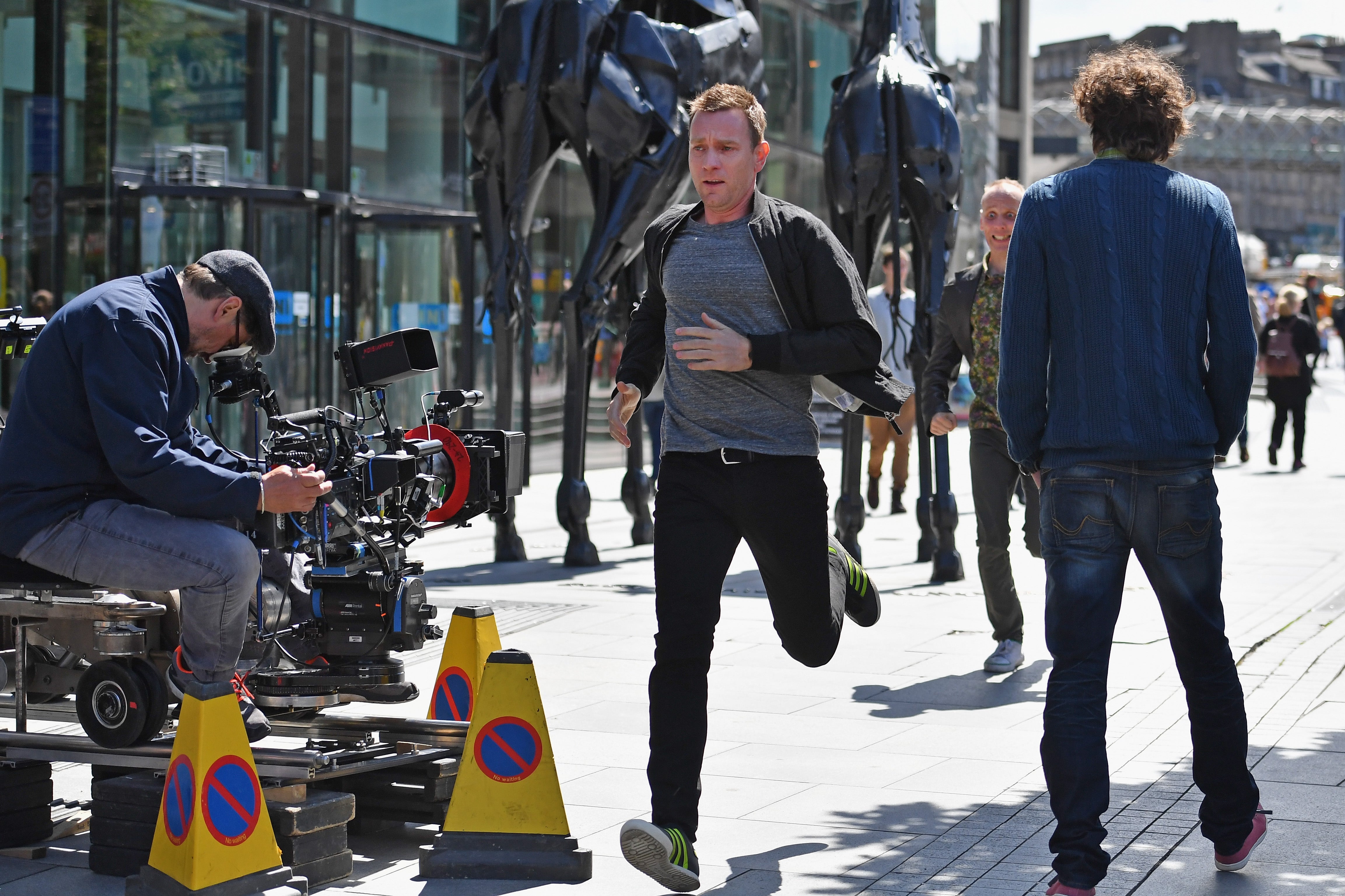 Ewan McGregor filming the sequel to ‘Trainspotting’