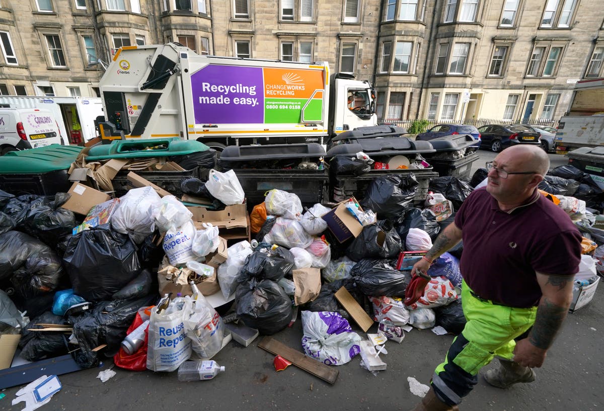 Local government alone cannot solve pay dispute, says Scottish Labour