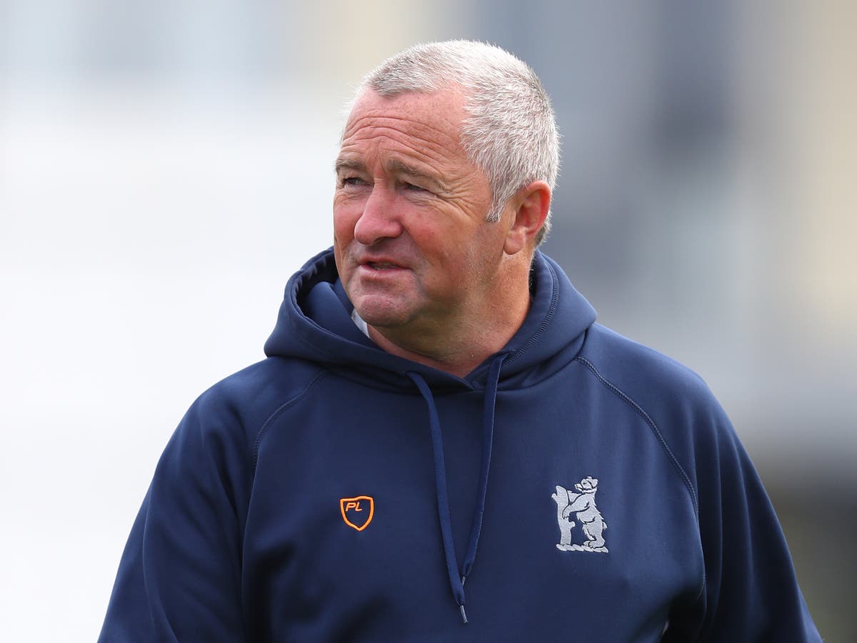 Paul Farbrace to step down as Warwickshire director of cricket