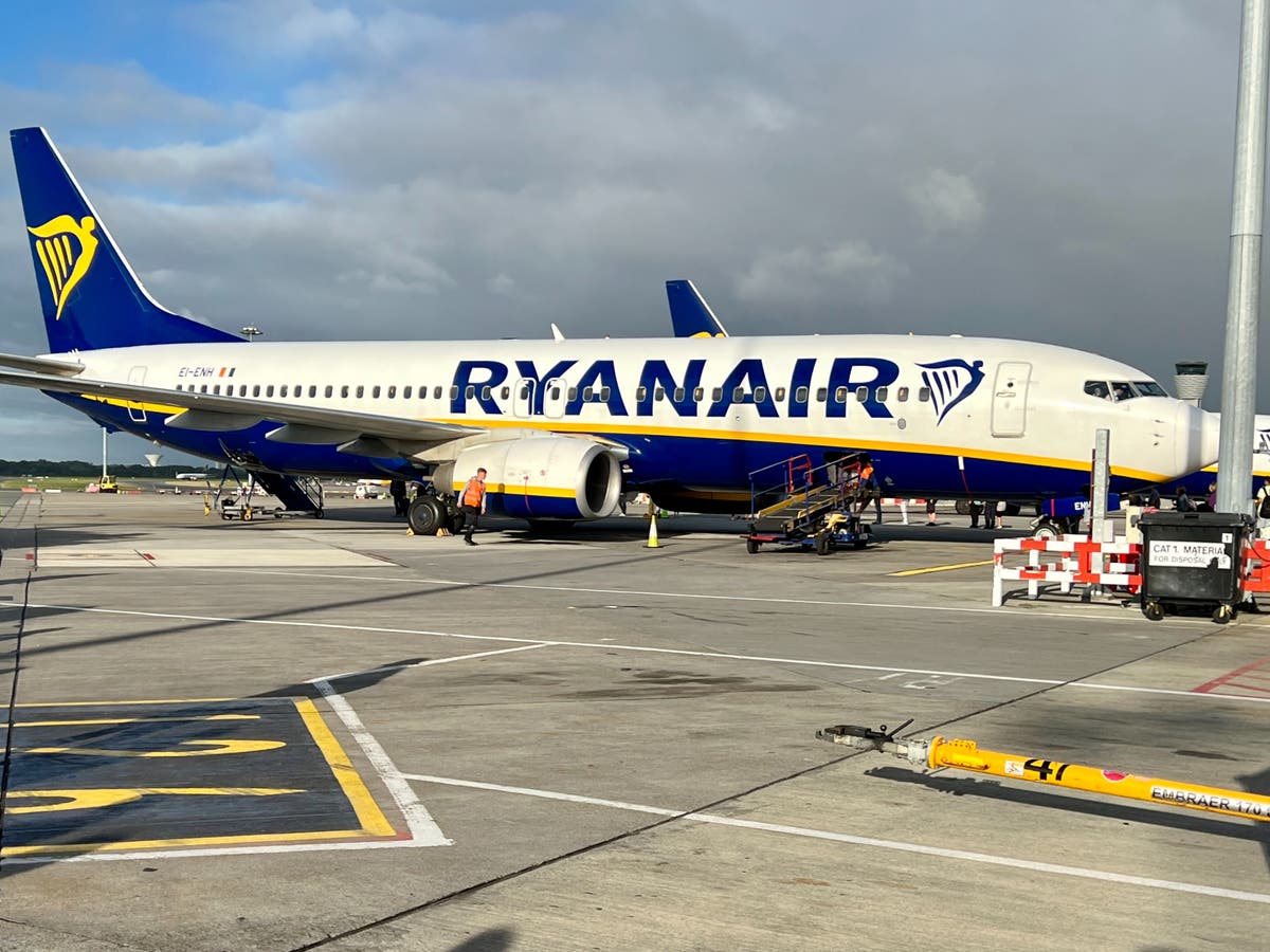 Ryanair warns of economic slump – but plans biggest-ever winter schedule