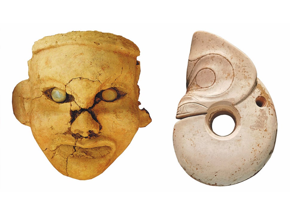A head statue of a goddess and a jade dragon are among the best-known relics unearthed from the Niuheliang site in Chaoyang, Liaoning province