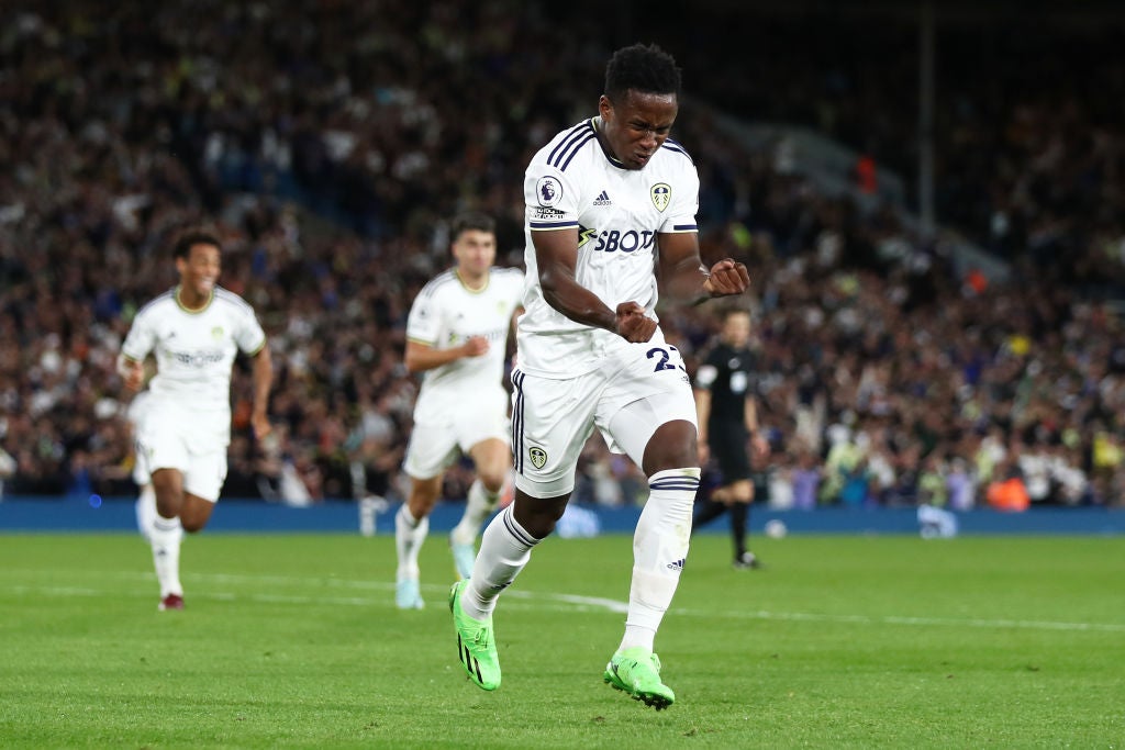 Luis Sinisterra celebrates scoring his debut Premier League goal