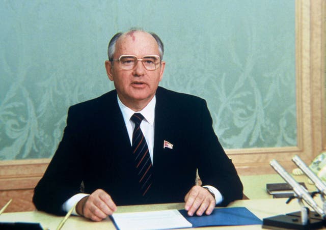 <p>Mikhail Gorbachev speaking in 1986</p>