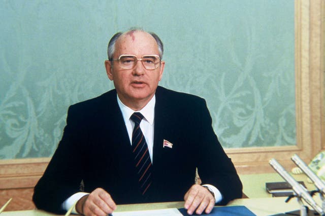 <p>Mikhail Gorbachev speaking in 1986</p>