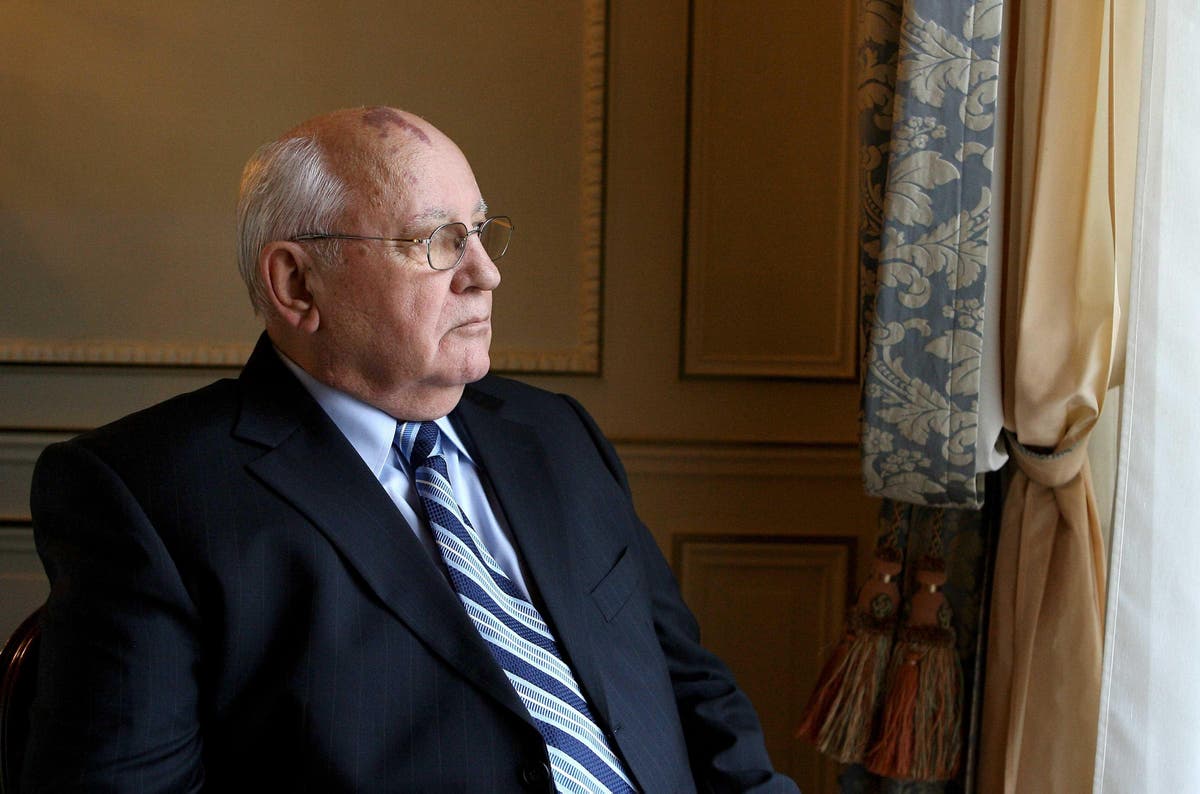Mikhail Gorbachev death – latest: Biden hails Soviet leader’s ‘remarkable vision’ as reactions pour in