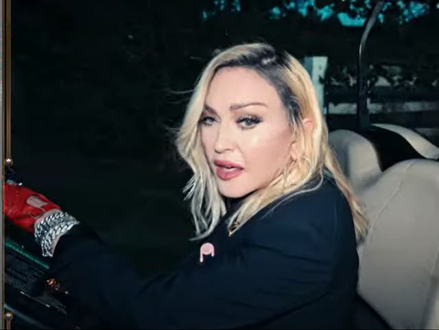 <p>Madonna answers 50 fan questions in new YouTube video  </p>
