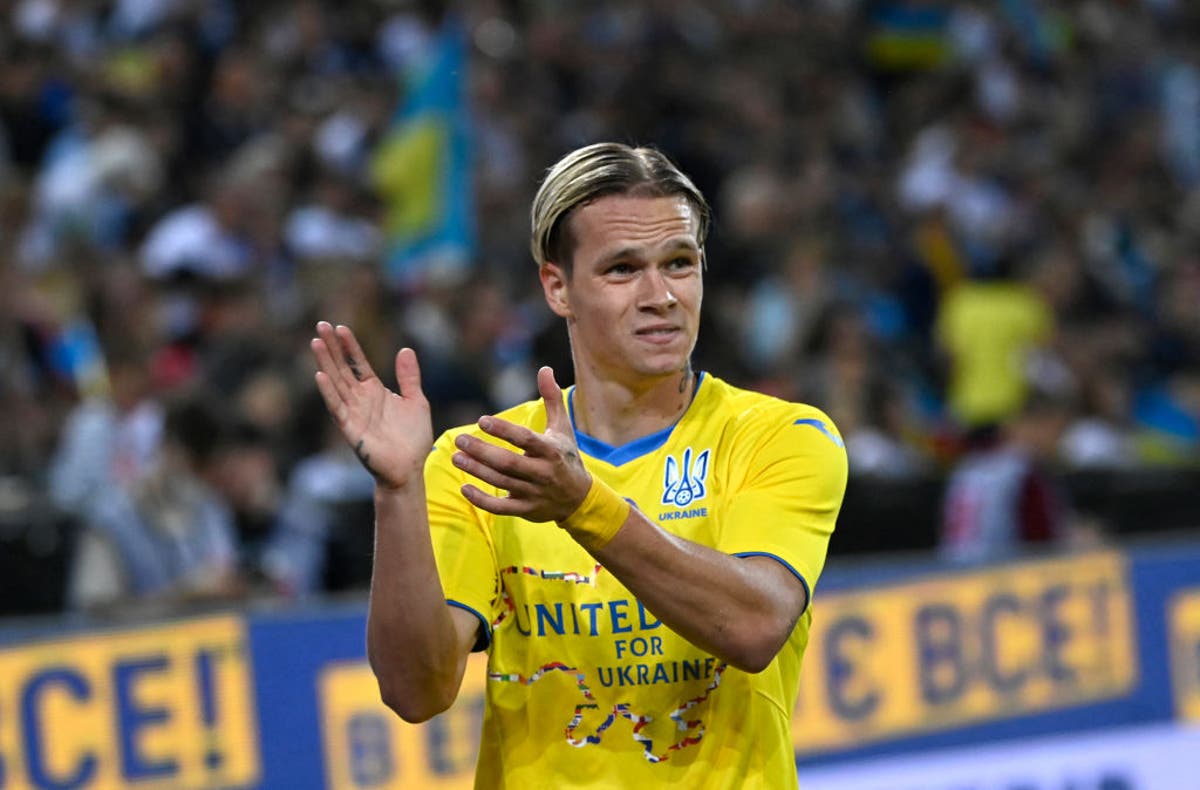 Arsenal transfer news: Mykhaylo Mudryk, Pedro Neto, Wilfried Zaha, Bukayo Saka contract and more 