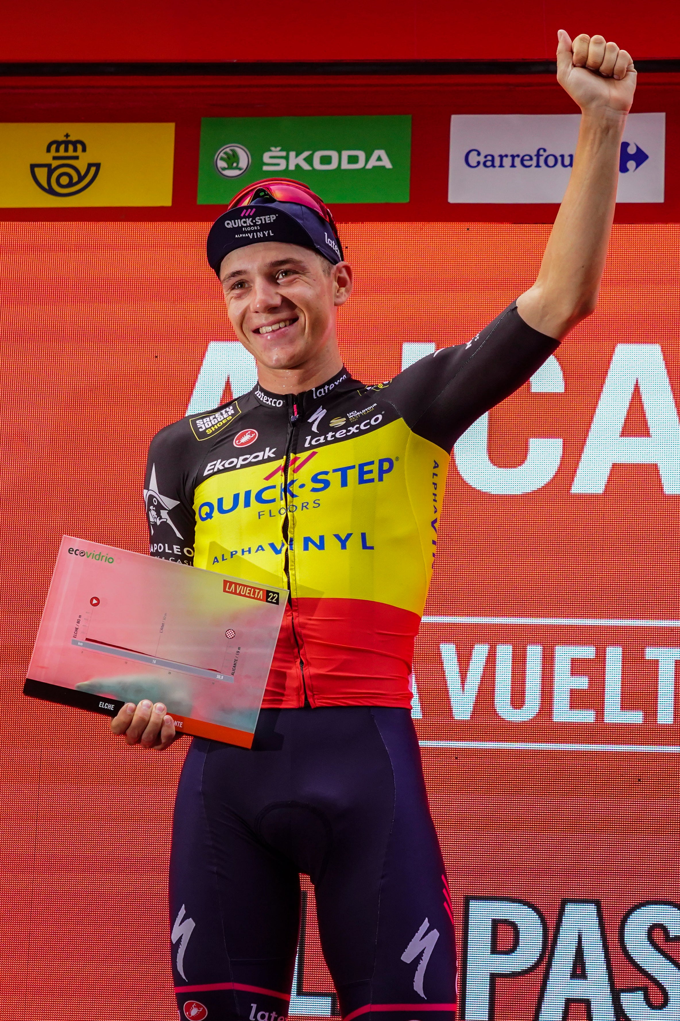 VUELTA