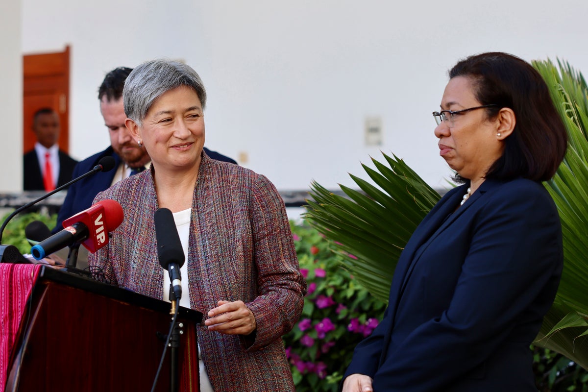 Australian FM warns East Timorese against Chinese debt