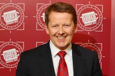 What are the symptoms of prostate cancer and how common is it?