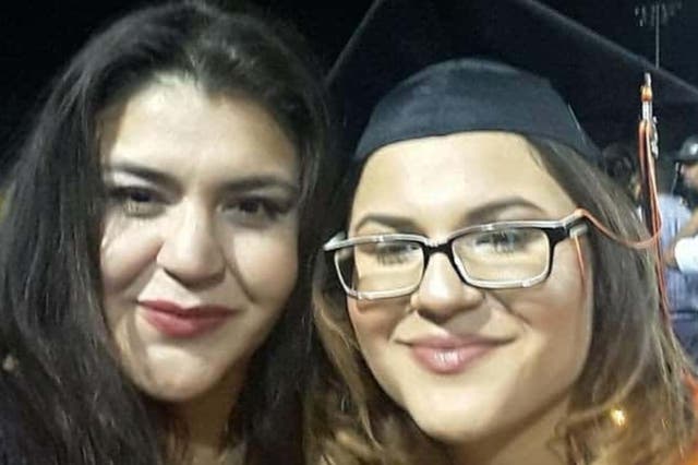 <p>Jolissa Fuentes (right) seen here with her mother Norma Nunez</p>