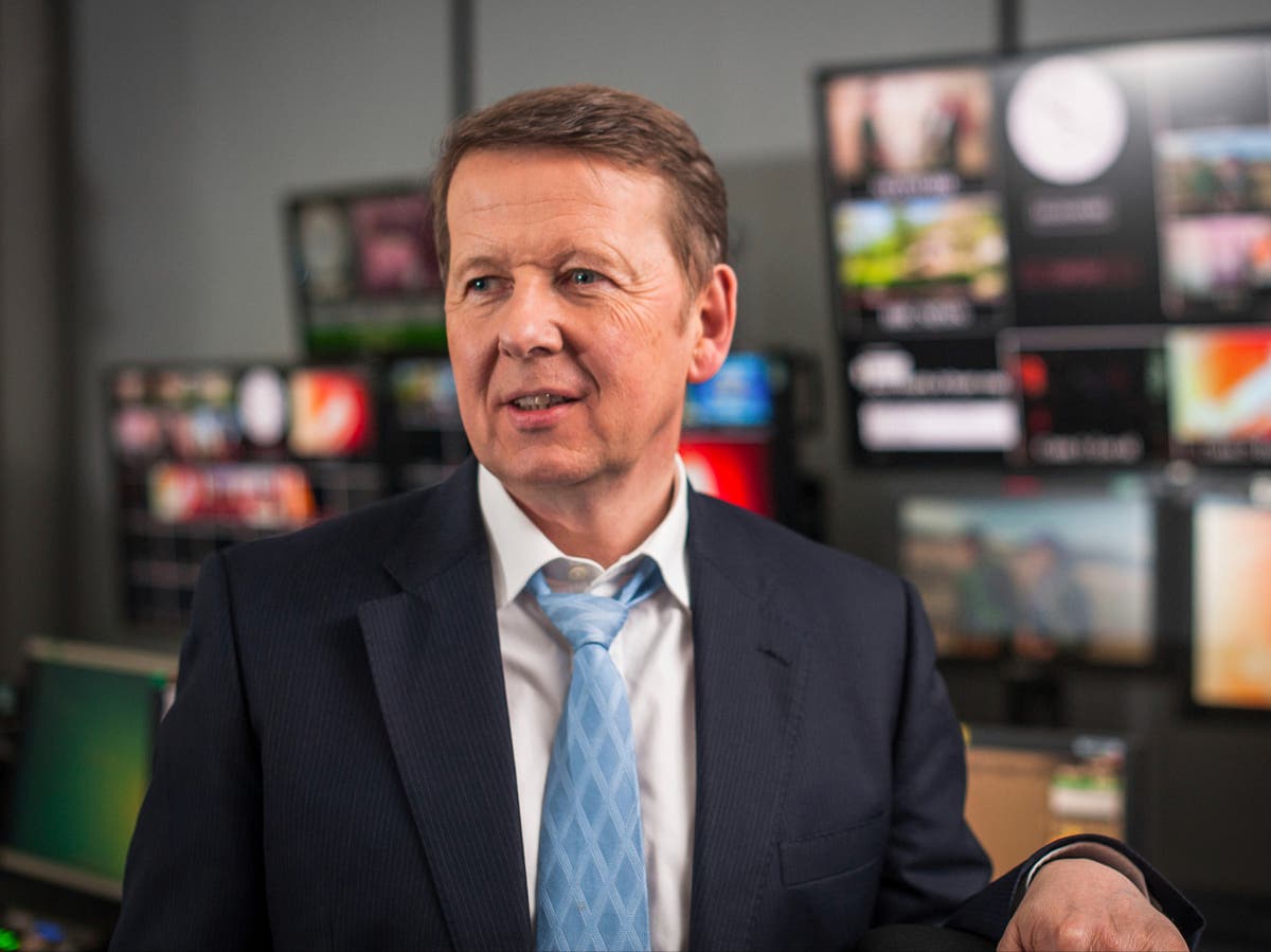 Bill Turnbull death: BBC Breakfast host dies aged 66