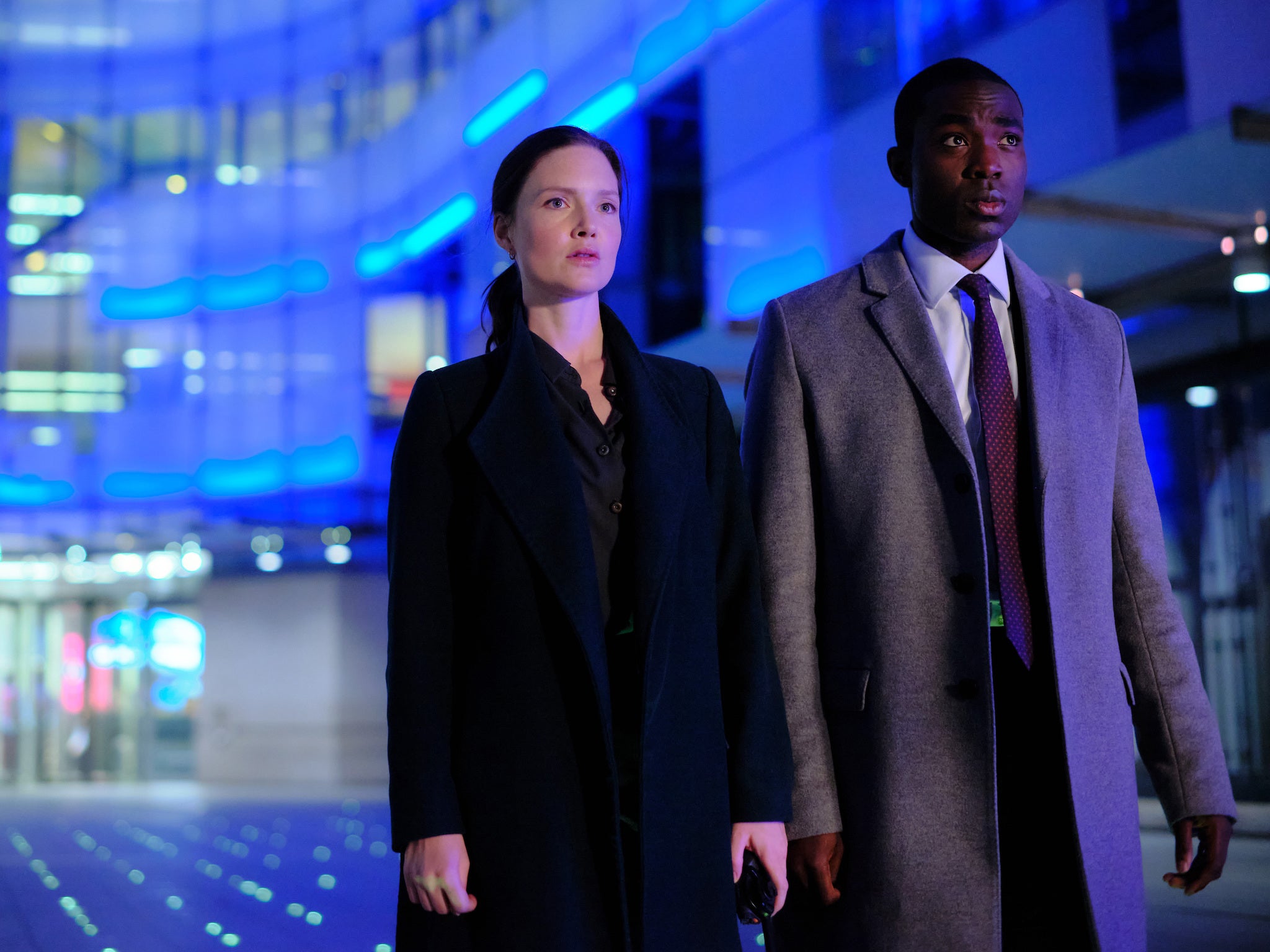 Holliday Grainger and Paapa Essiedu in ‘The Capture’