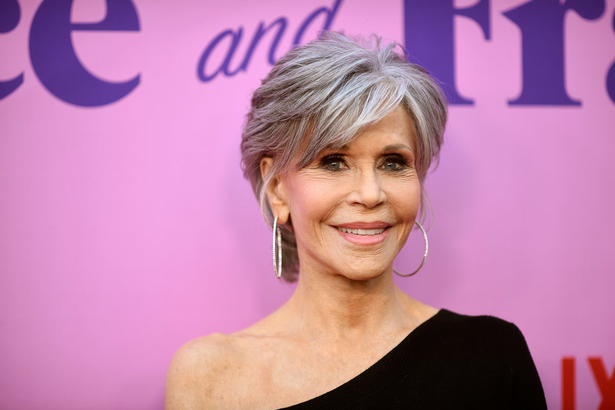 Jane Fonda says she has cancer, is dealing well with chemo