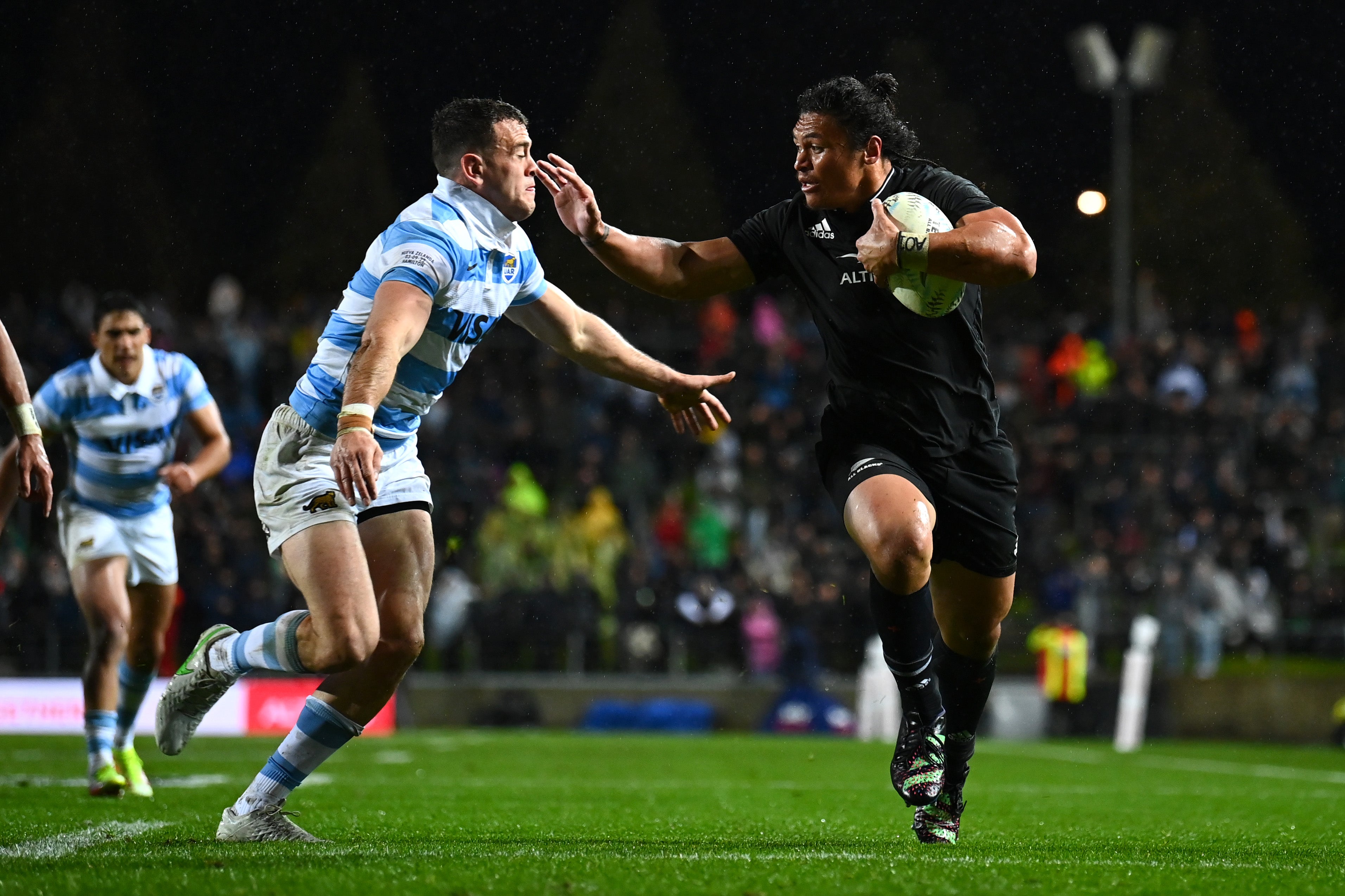 New Zealand crush Argentina in Rugby Championship revenge to end