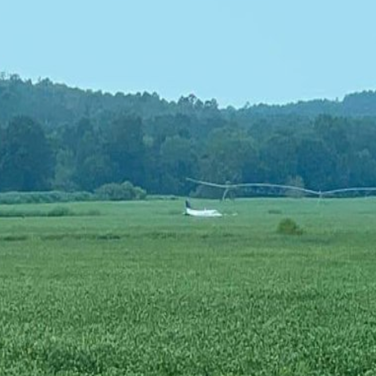 Pilot seeking to crash plane into a Mississippi Walmart lands
