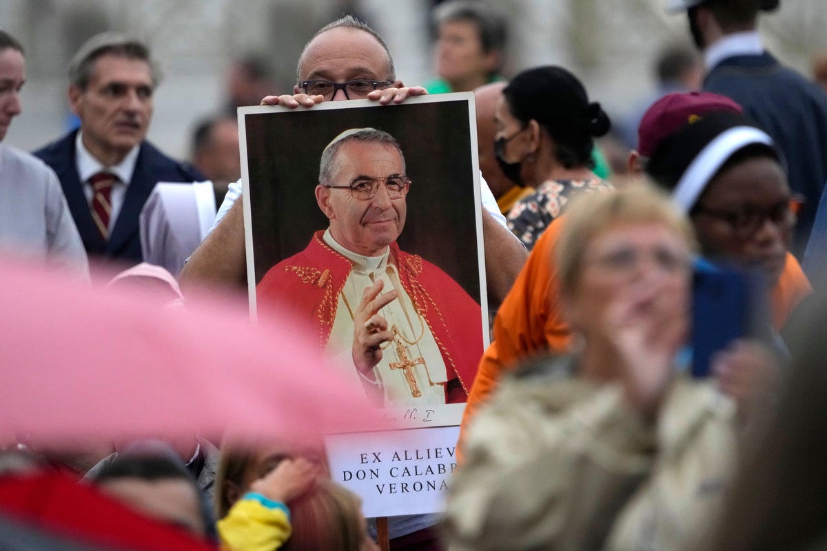 John Paul I, briefly serving, ‘smiling” pope, is beatified