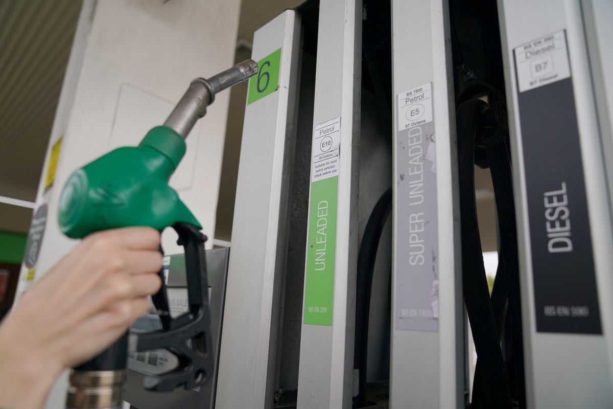 Petrol drivers still getting ‘raw deal’ despite record fall in pump prices – RAC