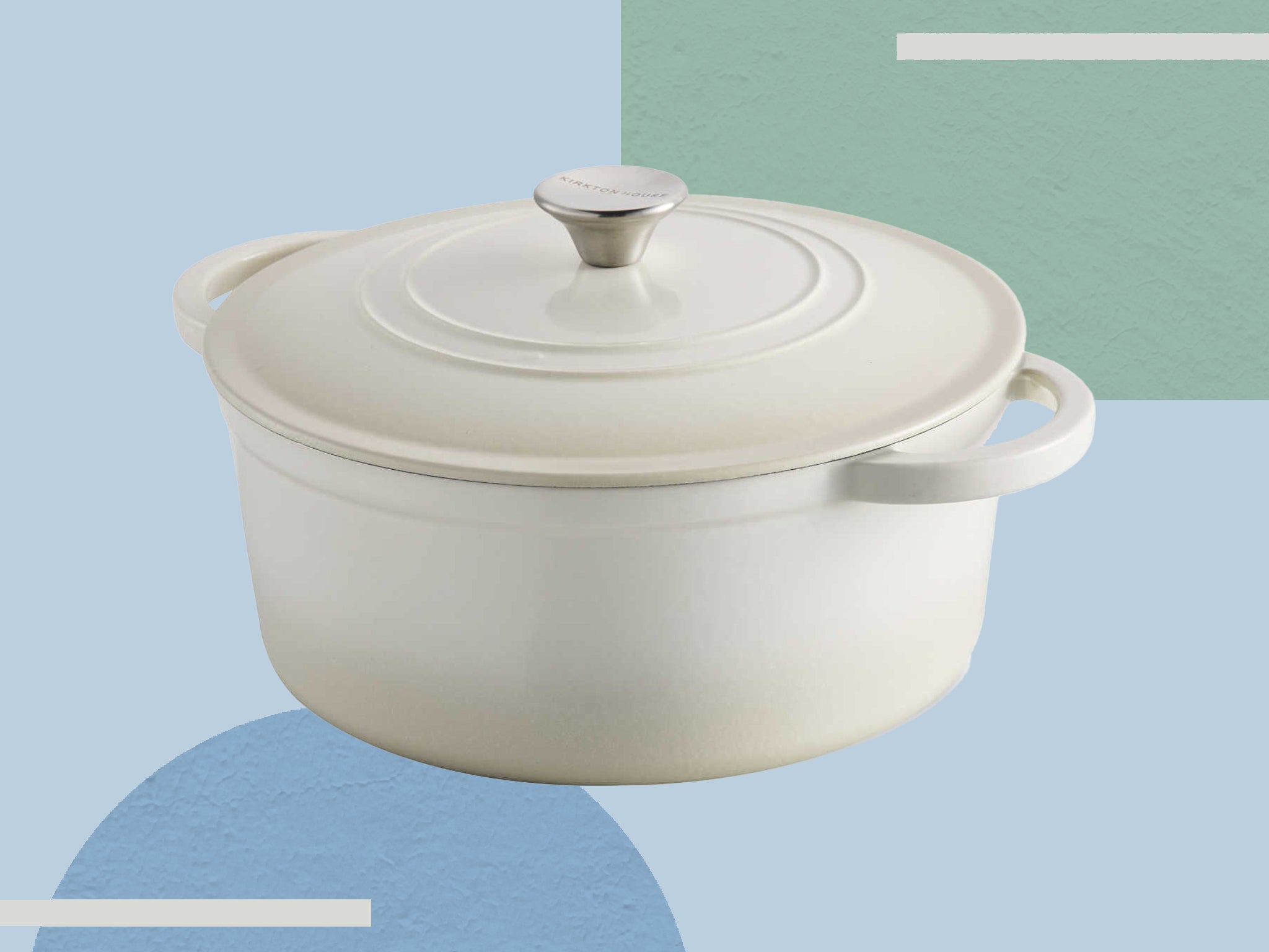 Aldi’s £30 cast iron dish is almost identical to Le Creuset’s cookware – and it’s back for autumn 