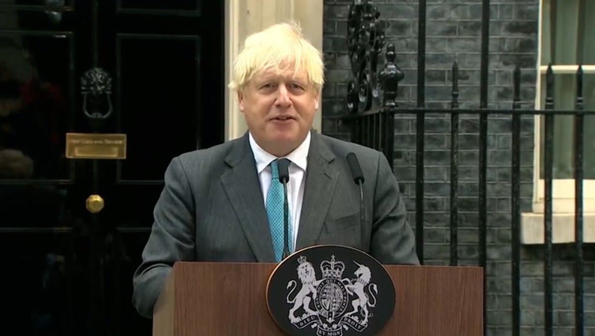 ‘This is it, folks’: Boris Johnson gives farewell speech outside Downing Street