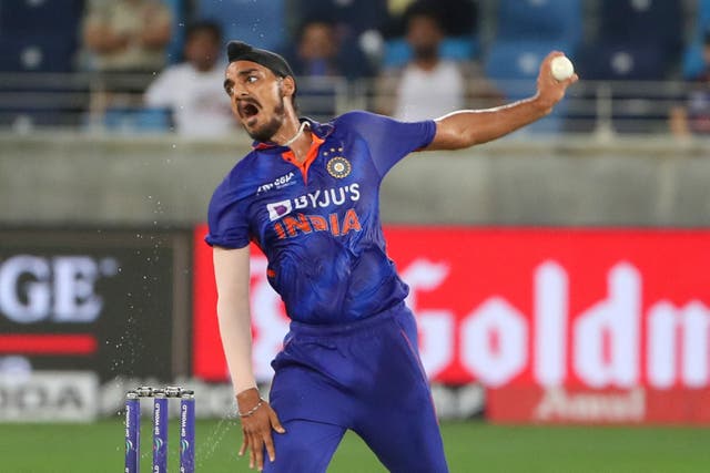 <p>India’s Arshdeep Singh dropped a catch in the closing stages of a tense India-Pakistan match at the Asia Cup in Dubai</p>