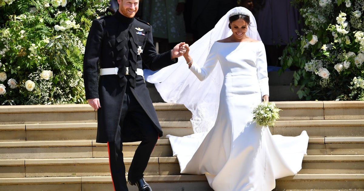 designer of meghan markle's wedding dress Revisiting Meghan Markle's Sleek 6-Figure Wedding Dress