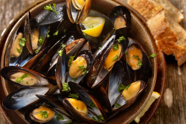 <p>This is the simplest way to cook mussels and also the most satisfying </p>