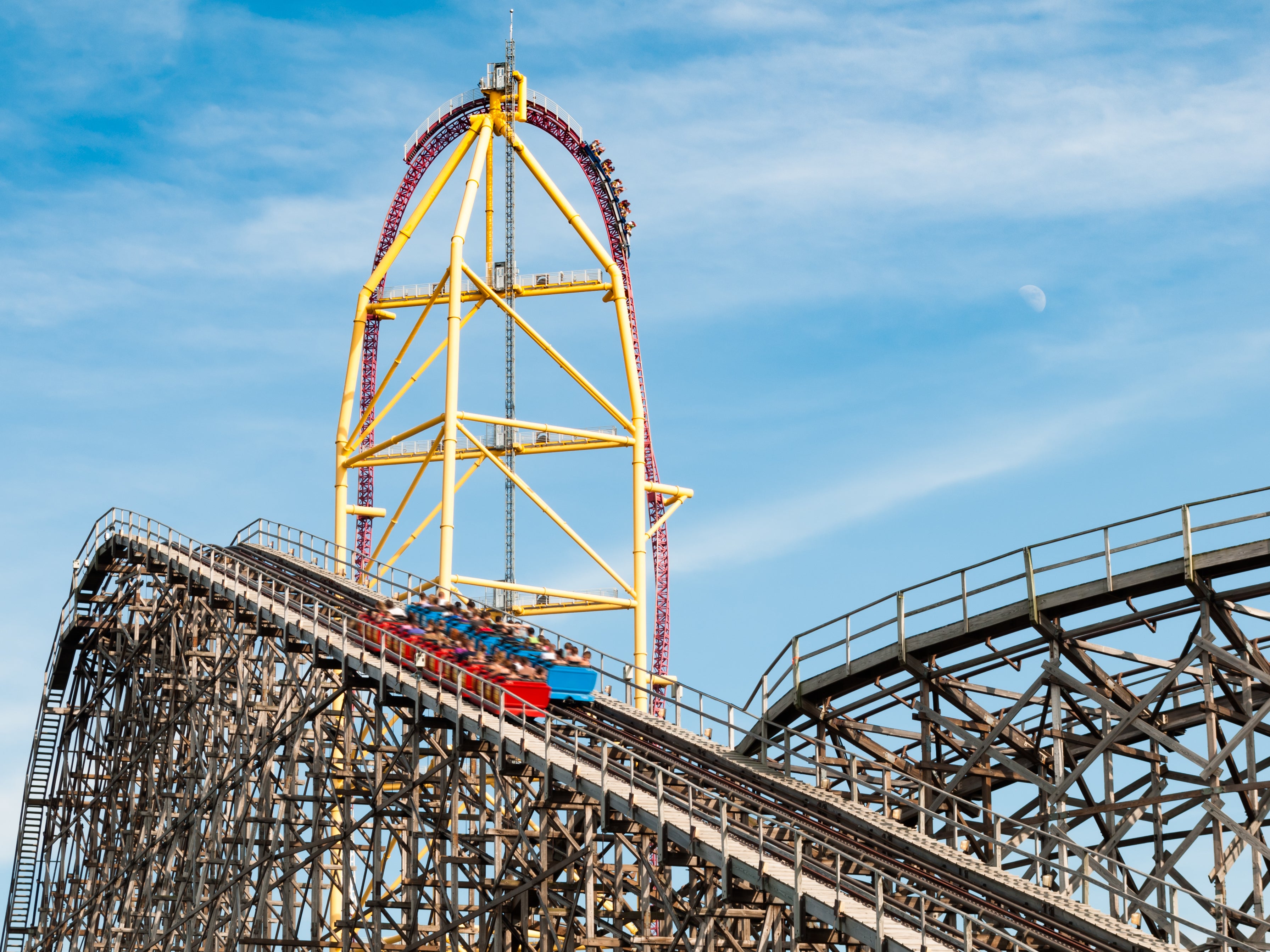 Second largest rollercoaster in the world is shutting down after