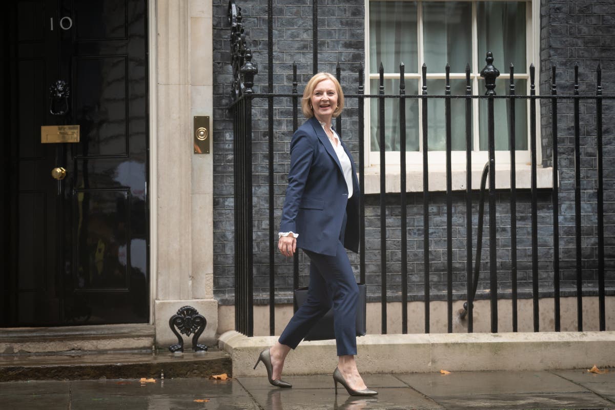 &lsquo;Jury out&rsquo; on whether Truss will be good PM &ndash; poll