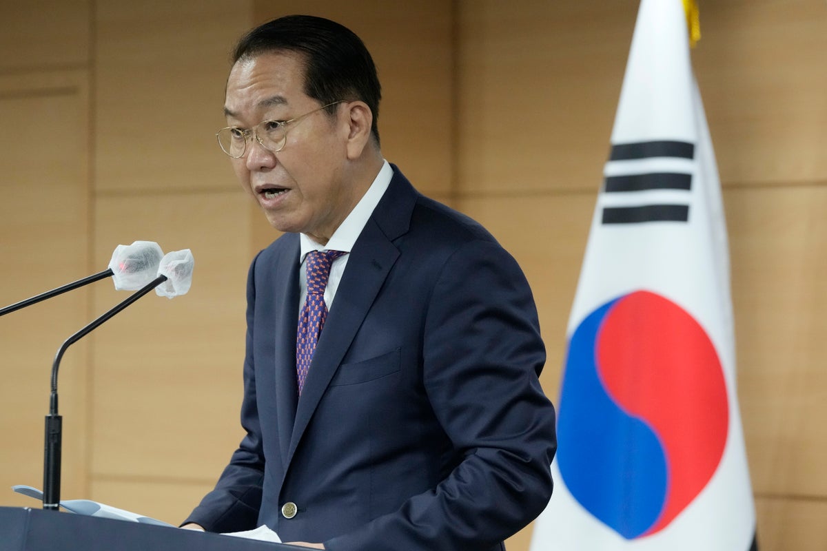 South Korea proposes meeting with North on family reunions