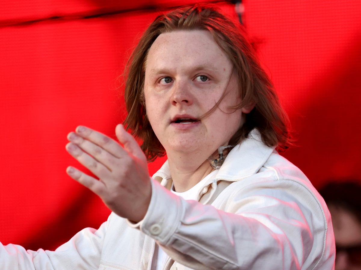 Lewis Capaldi jokes he’ll ‘retire from public life’ if new single ‘flops’