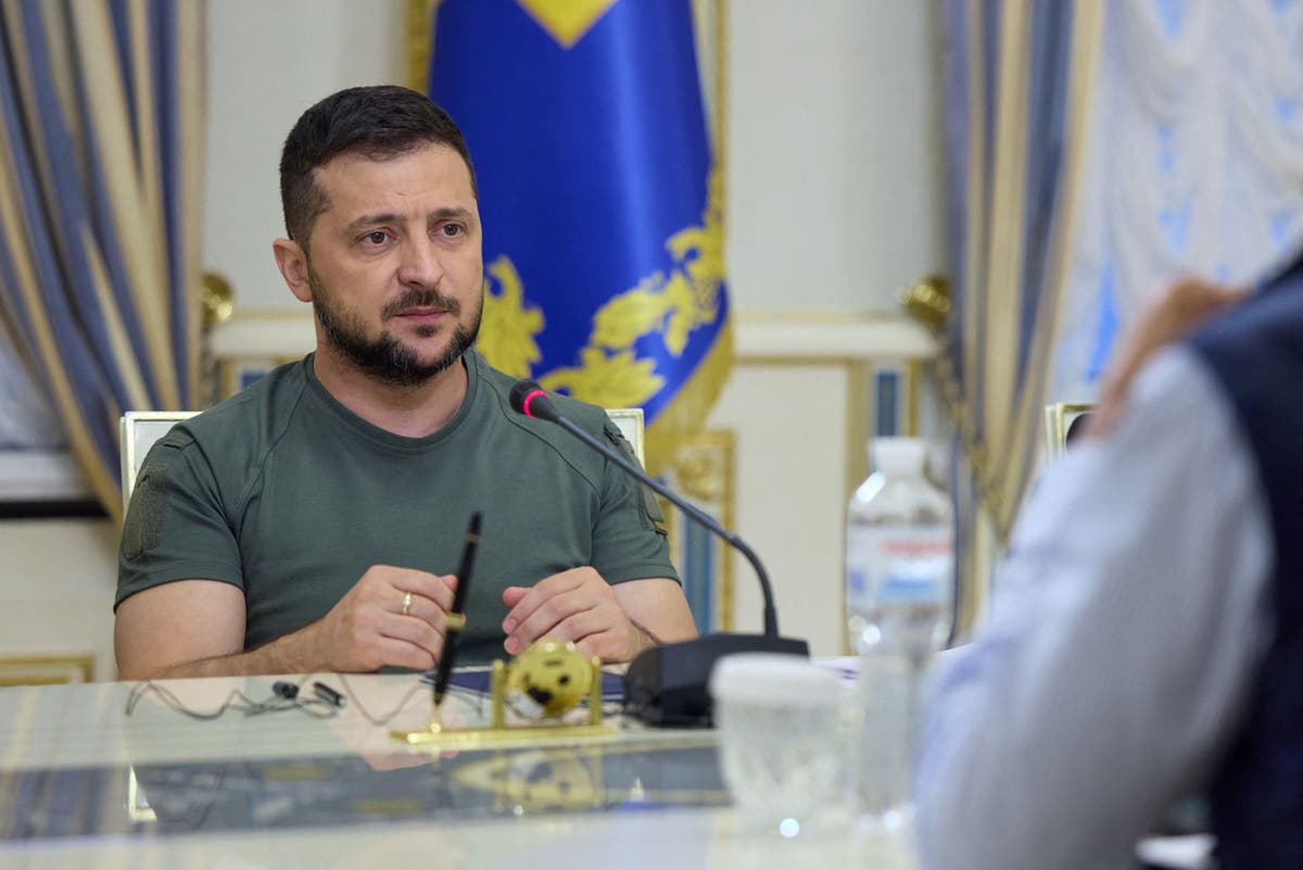 Zelensky praises Ukrainians for ‘bravely standing’ against Russian troops as war enters 200th day