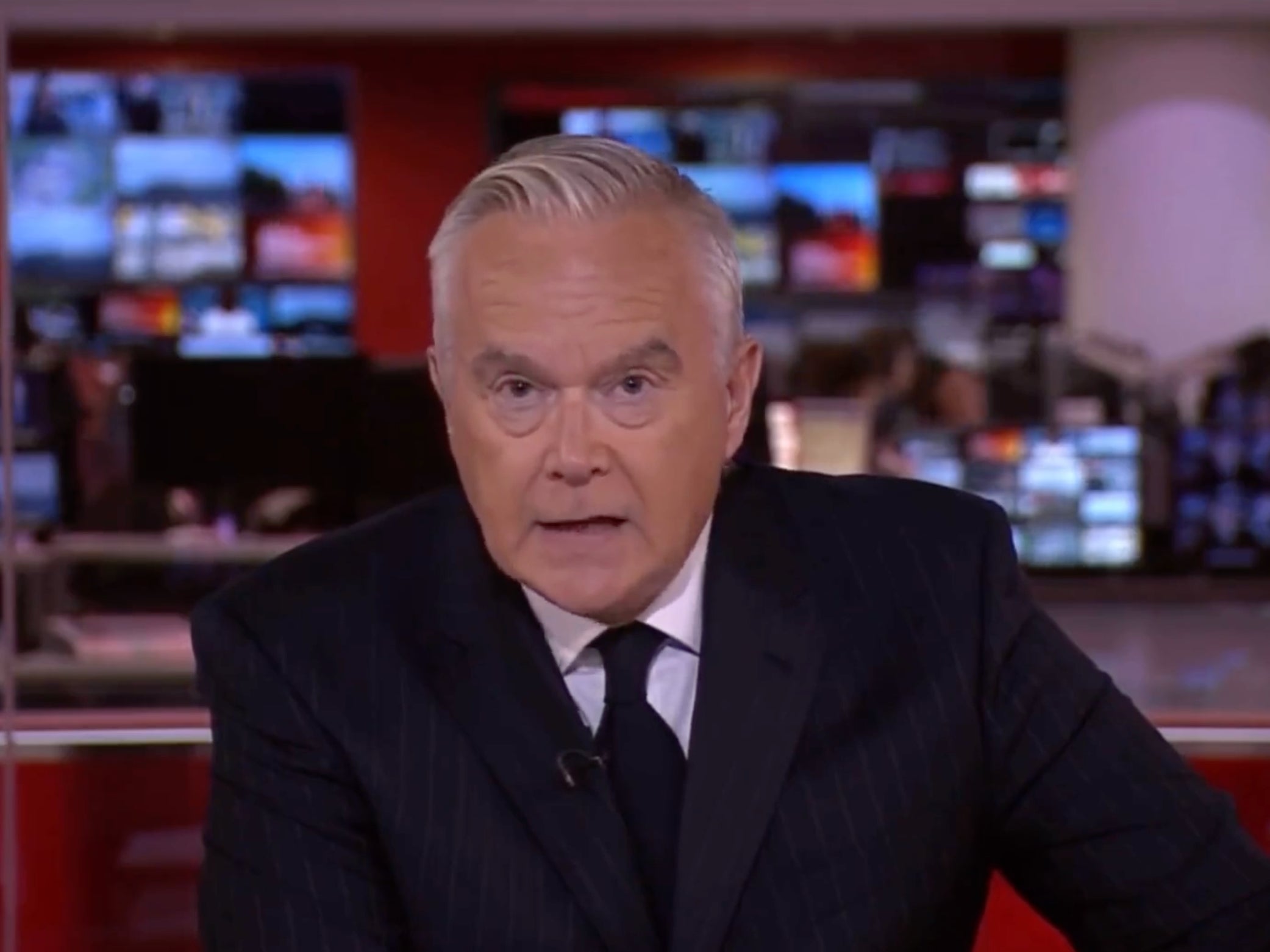 Huw Edwards announcing the death of the Queen in 2022