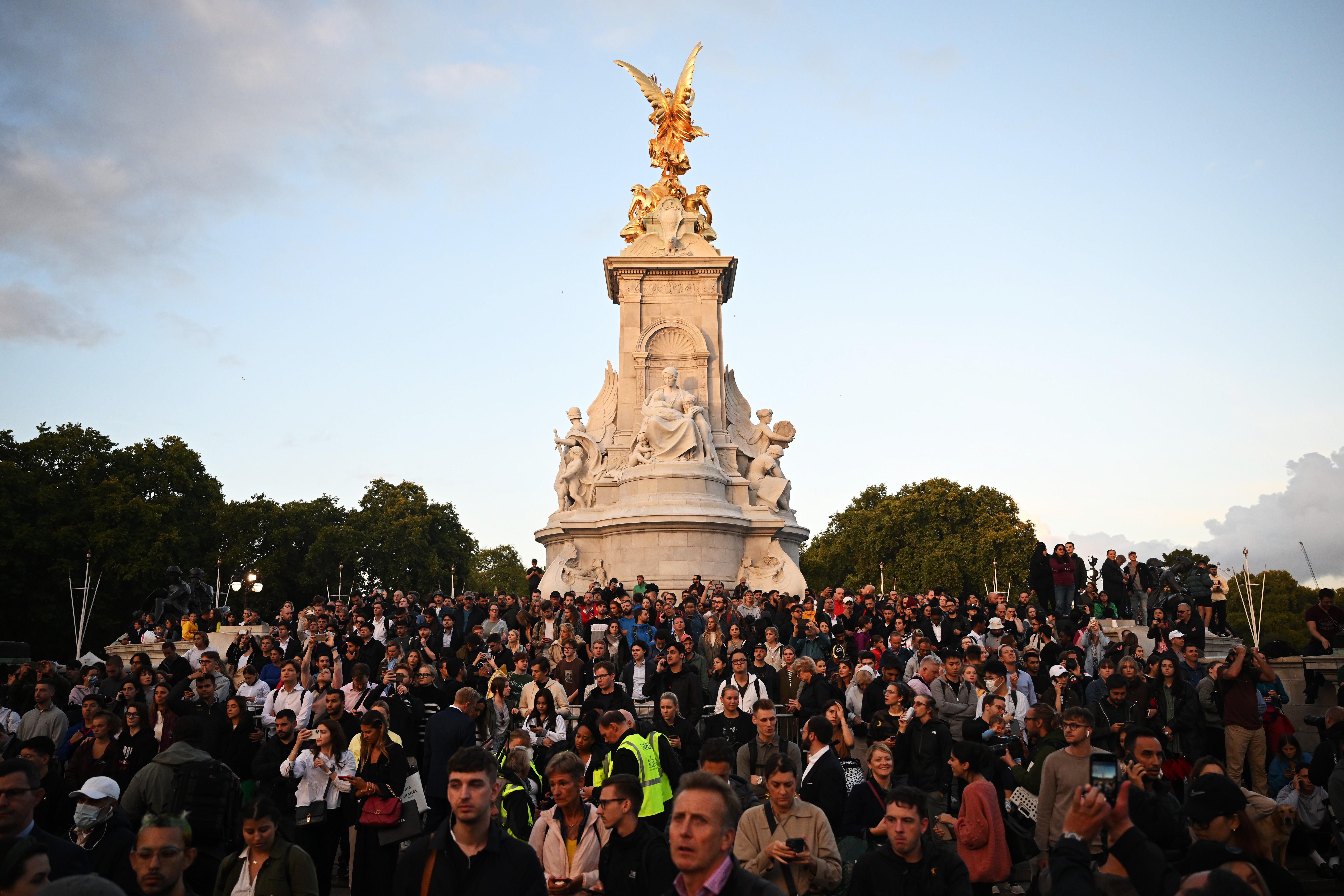 Crowds began to gather outside Buckingham Palace after the announcement about the Queen’s health