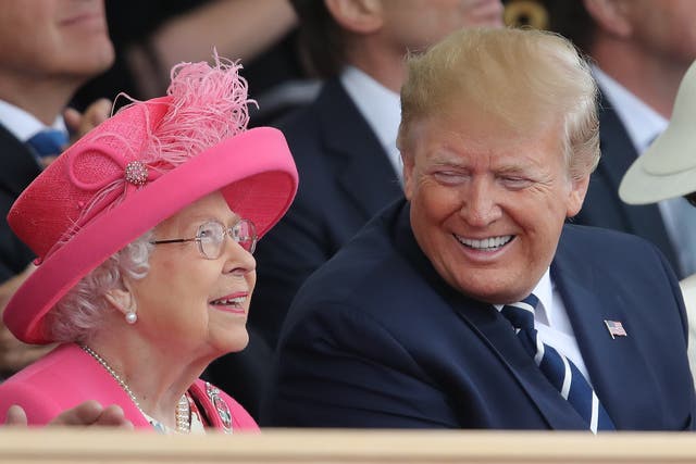La Reina y Donald Trump (Andrew Matthews/PA)