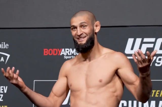 <p>Khamzat Chimaev missed weight for his welterweight bout with Nate Diaz</p>