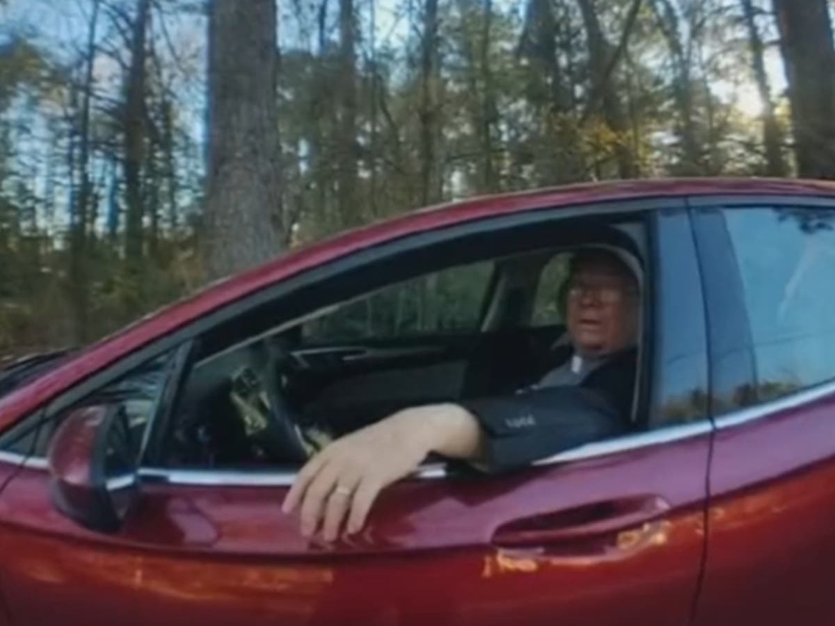 Georgia Trump probe investigates police chaplain who allegedly visited election worker at her house