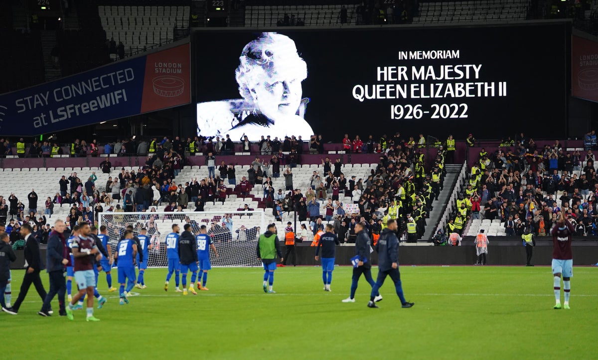 Tributes planned at weekend sporting events as football halts to remember Queen