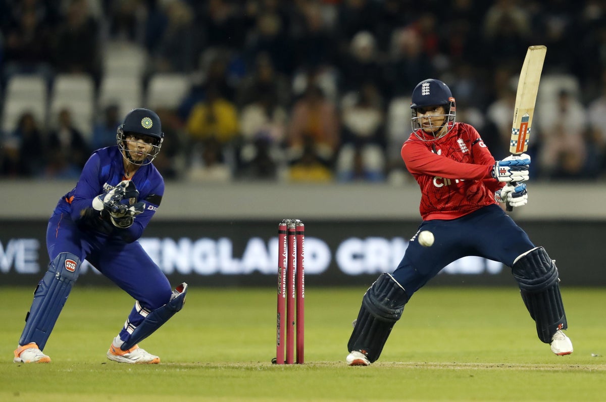 England ease to nine-wicket victory in opening T20 clash with India