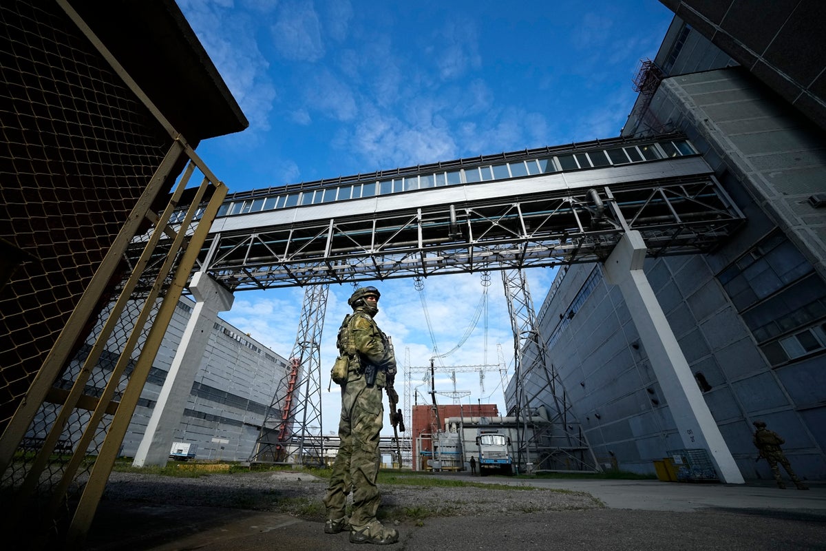EXPLAINER: Ukraine’s threatened nuclear plant shuts down
