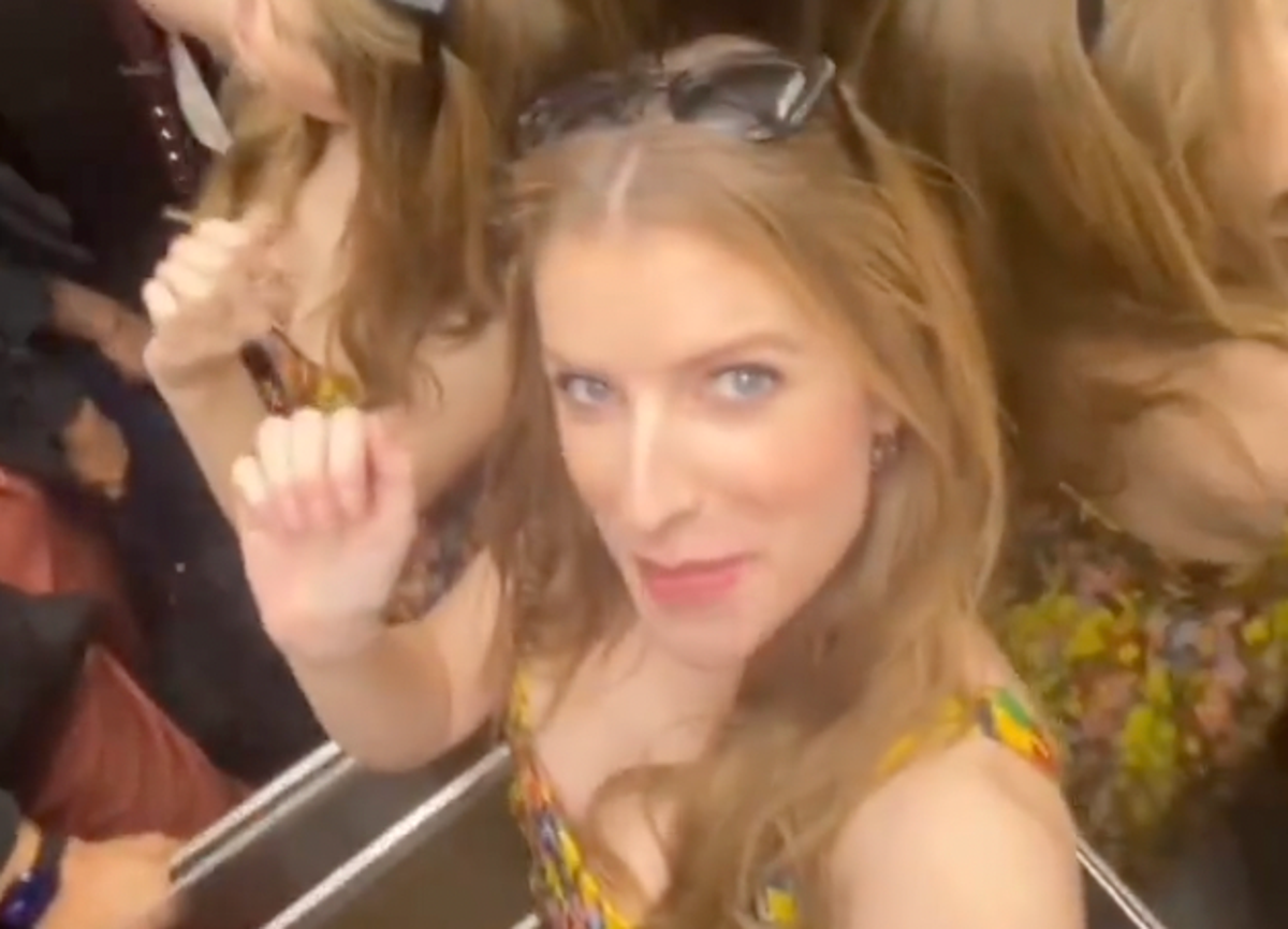 Anna Kendrick cracks jokes while being &lsquo;stuck in an elevator&rsquo; at TIFF