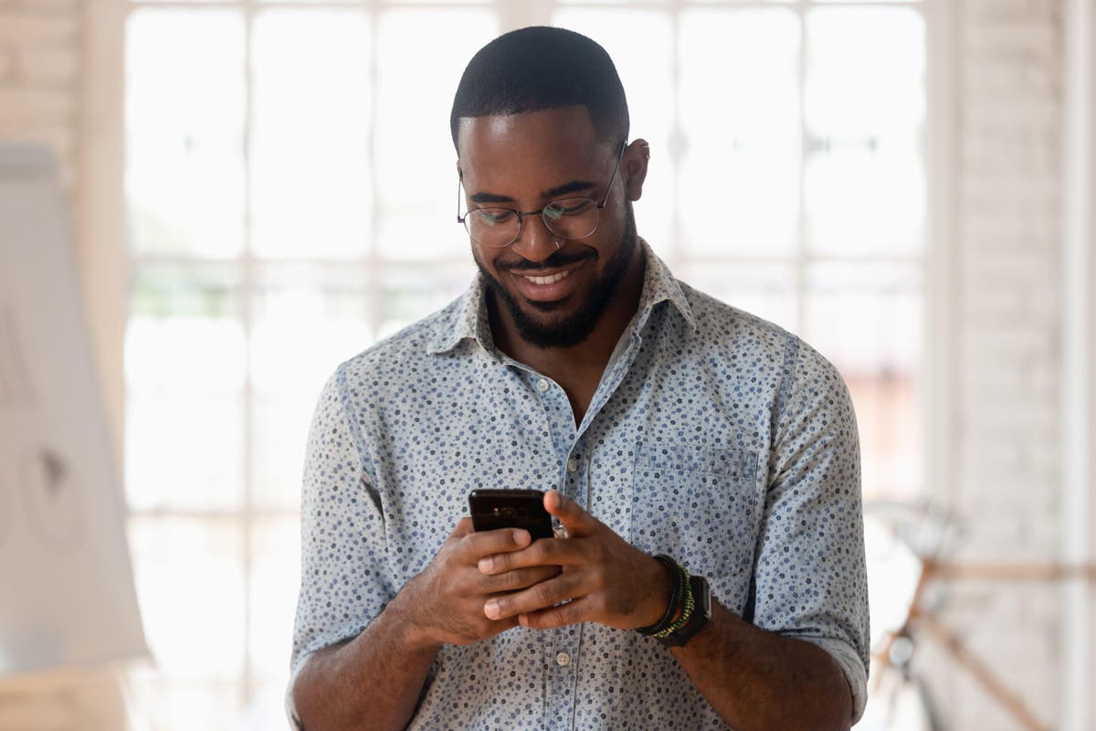 What is the best way to text a new love interest?